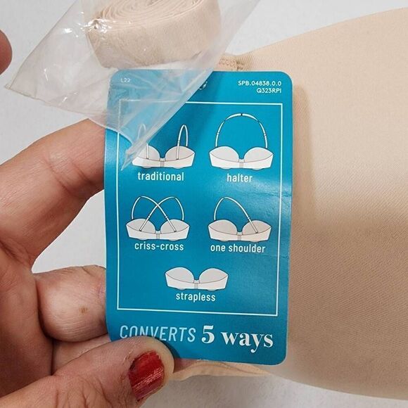 Vanity Fair Women's Beauty Back Underwire Smoothing Strapless Bra Size 42D NWT - Picture 6 of 6